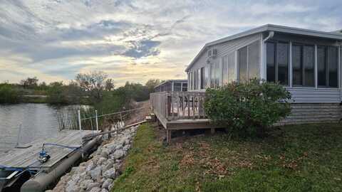 120 Lake Pointe Drive, Mulberry, FL 33860