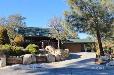 2 Grove Park Way, Kernville, CA 93238