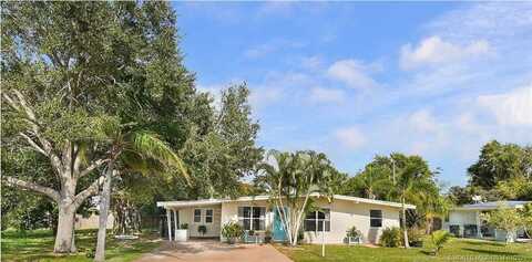 1013 SE 10th Street, Stuart, FL 34996