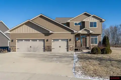 831 Fieldcrest Drive, Mankato, MN 56001