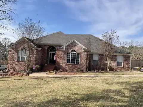 707 Castlegate Loop, Russellville, AR 72802