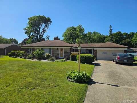 31095 HENNEPIN Street, Garden City, MI 48135