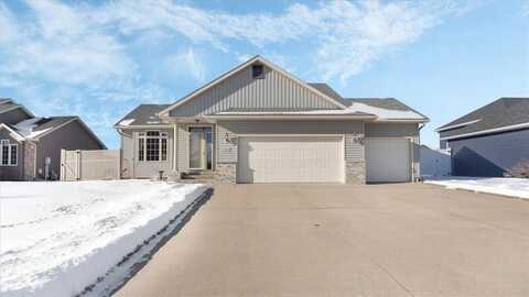 1721 Prairie View Lane NE, Sauk Rapids, MN 56379