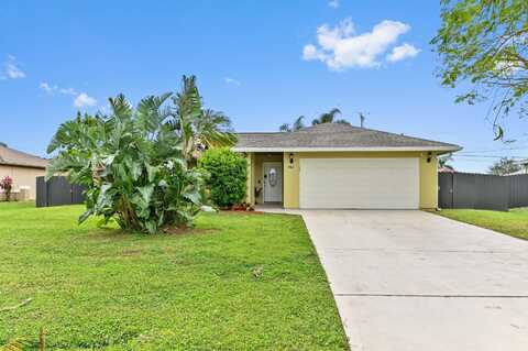 984 SW Cornelia Avenue, Port Saint Lucie, FL 34953