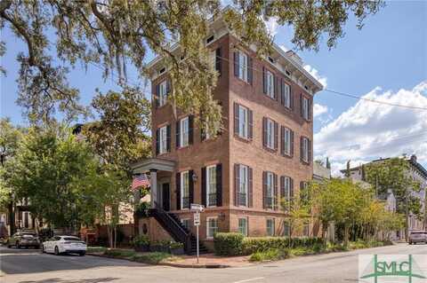 23 W Gordon Street, Savannah, GA 31401