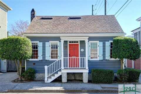 140 Price Street, Savannah, GA 31401