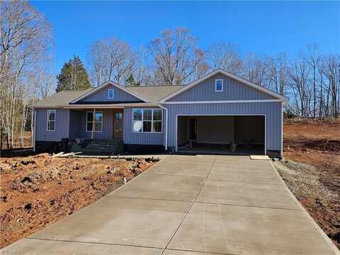 6439 Post Road, Thomasville, NC 27360