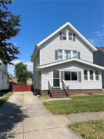 Luelda, CLEVELAND, OH 44129