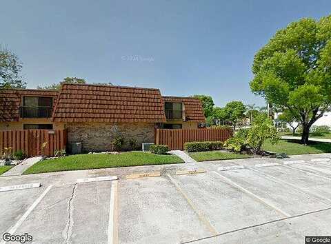 Forest Hill, HOLLYWOOD, FL 33026