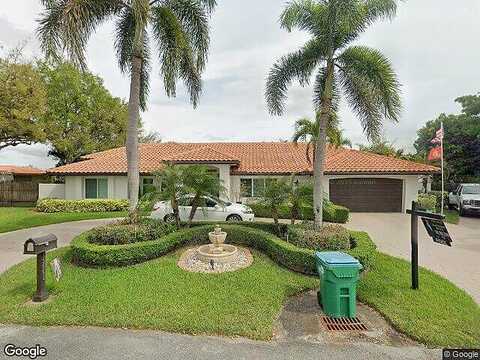 111Th, MIAMI, FL 33176