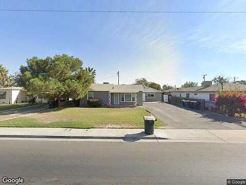 11Th, HANFORD, CA 93230