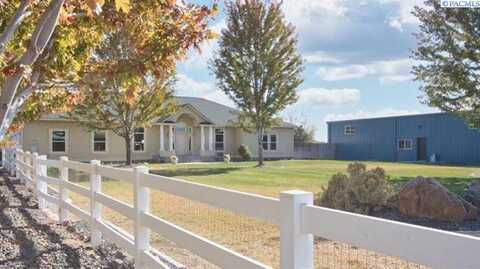 38Th, WEST RICHLAND, WA 99353