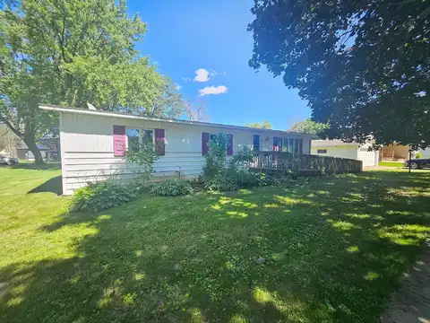 Huron, SPRING VALLEY, MN 55975