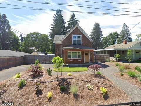 5Th, HOOD RIVER, OR 97031