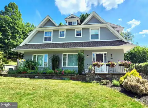 Wyomissing Hills, READING, PA 19609