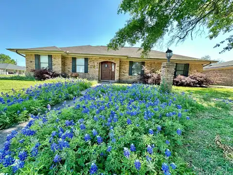 Barbara, PORT NECHES, TX 77651