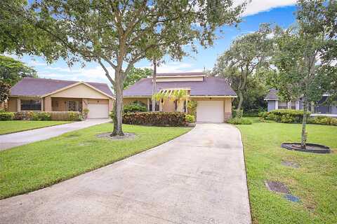 Ginger, COCONUT CREEK, FL 33063