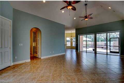 Avonleigh, BONITA SPRINGS, FL 34135