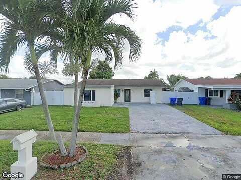Pershing, HOLLYWOOD, FL 33024