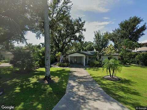 Carlene, FORT MYERS, FL 33901