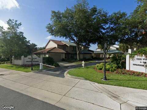 Avenida De Las Casas, LADY LAKE, FL 32159