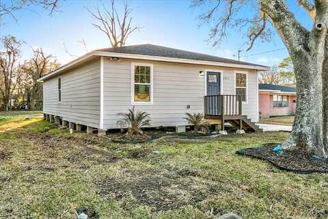Ruby, GROVES, TX 77619