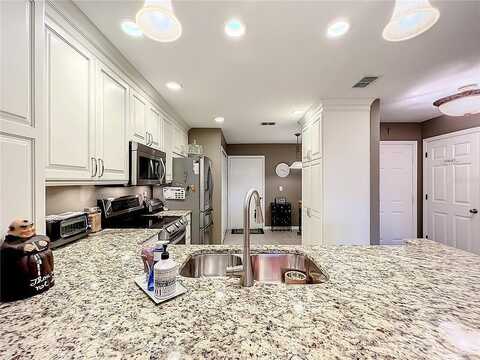 Scarlet Oak Cir, Altamonte Springs, FL 32701