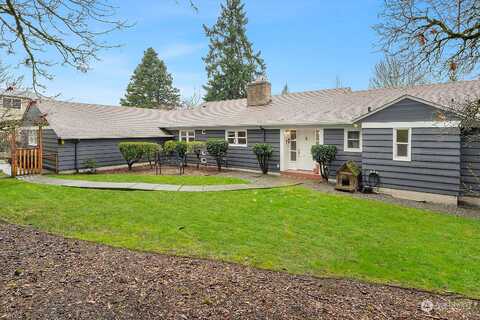 24Th, MERCER ISLAND, WA 98040