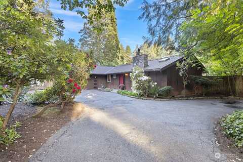 33Rd, LAKE FOREST PARK, WA 98155