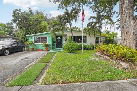 1St, FORT LAUDERDALE, FL 33334