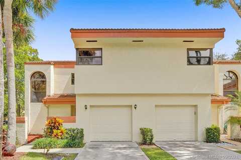 Emerald Oaks Dr, Hollywood, FL 33021