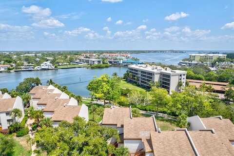 Cove Ii Pl, Sarasota, FL 34242