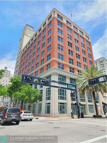 E Flagler St, Miami, FL 33131