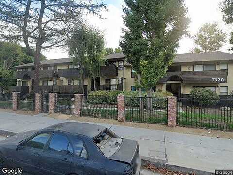 Corbin Ave, Reseda, CA 91335