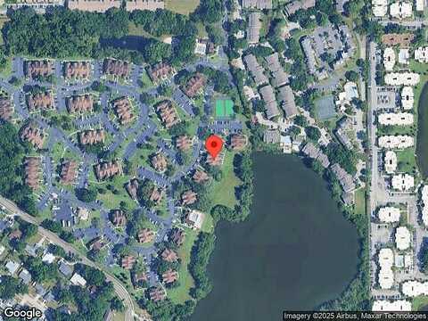 Lakepointe Dr, Altamonte Springs, FL 32701