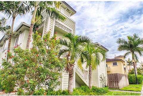 26Th, HOMESTEAD, FL 33033