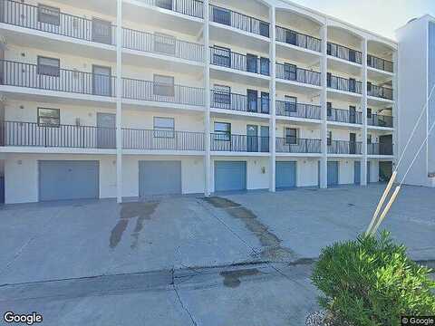 Harrell Ave, Treasure Island, FL 33706