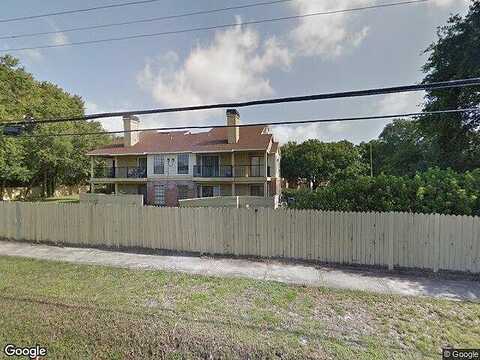 Fancy Finch Dr, Tampa, FL 33614