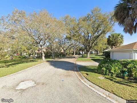 Bird Bay Way, Venice, FL 34285