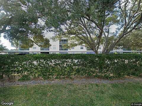 Cloister Dr, Sarasota, FL 34231