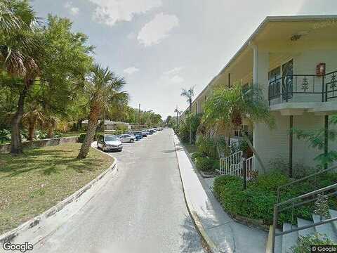 55Th St N, Kenneth City, FL 33709