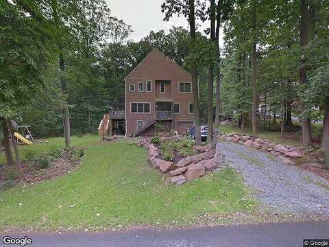 Timber Ln, Mount Gretna, PA 17064