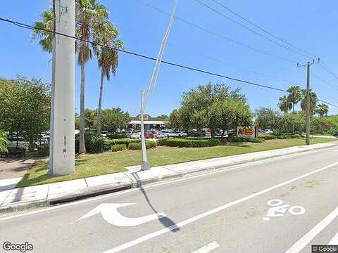 Ne Banyan Drive, Jensen Beach, FL 34957