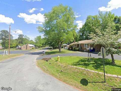 Oak St, North Dinwiddie, VA 23803