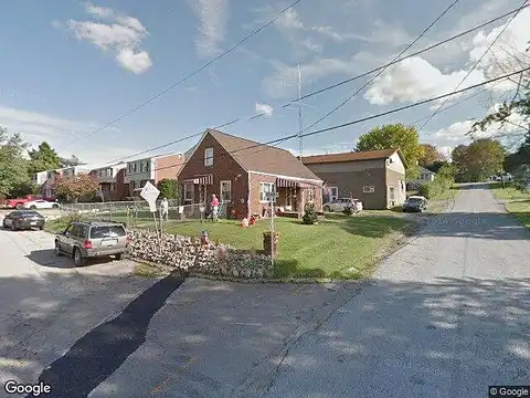 S Ross St, Masontown, PA 15461