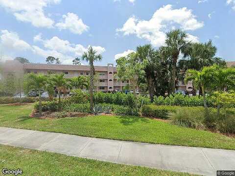 Forest Lakes, NAPLES, FL 34105