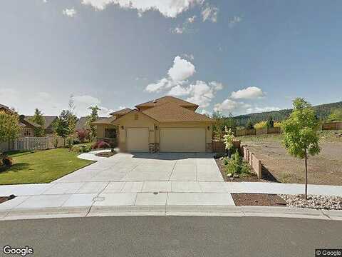 Quail Park Circle, Klamath Falls, OR 97601