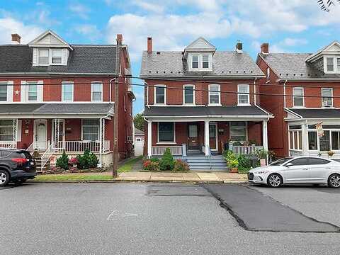 East Locust, Bethlehem, PA 18018