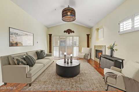 8653 E ROYAL PALM Road, Scottsdale, AZ 85258