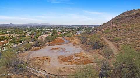 6203 E Cholla Lane, Paradise Valley, AZ 85253